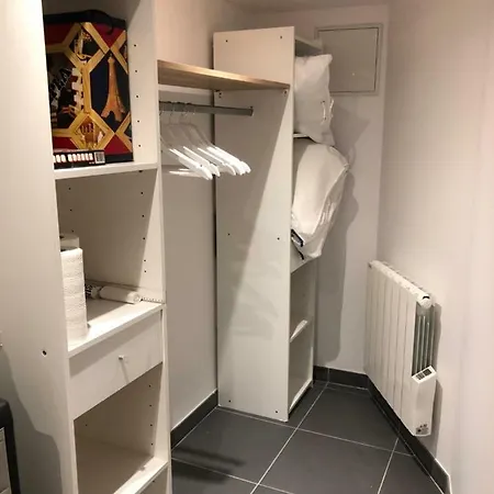 Appartement Joli Avec Cour Privée Proche Gare&centre *