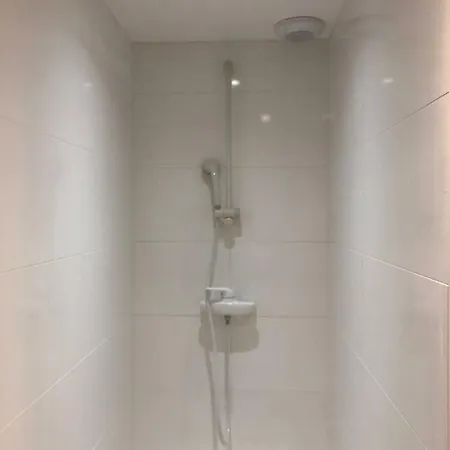 Appartement Joli Avec Cour Privée Proche Gare&centre Rouen