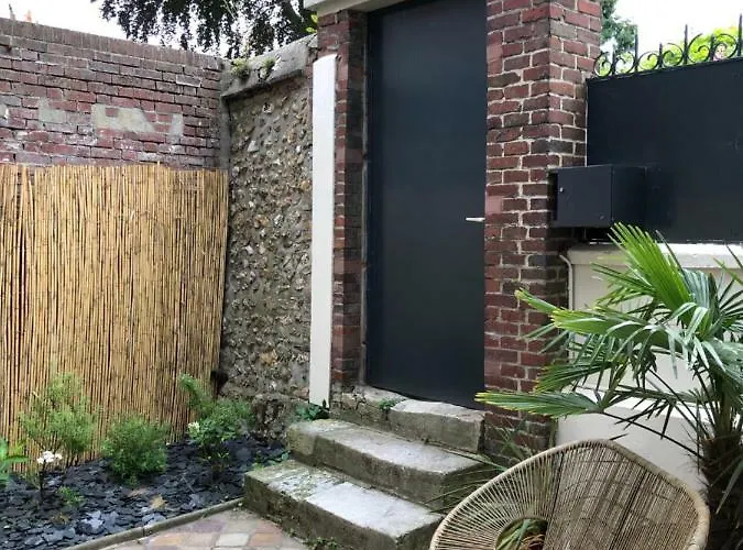 Joli Avec Cour Privee Proche Gare & Centre Lejlighed Rouen